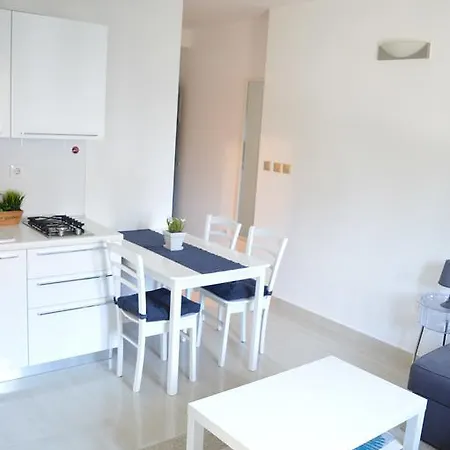 Apartments Villa Alba Porec Exterior photo