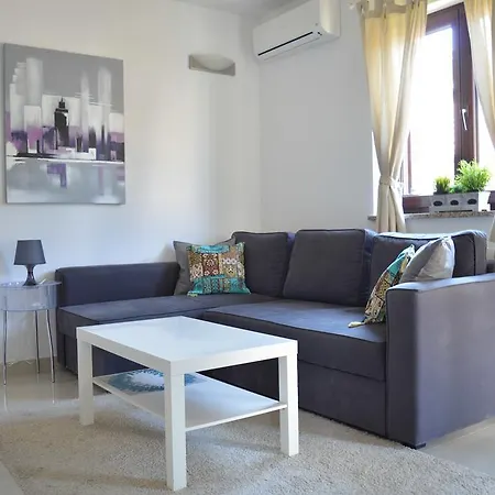 Apartments Villa Alba Porec Exterior photo