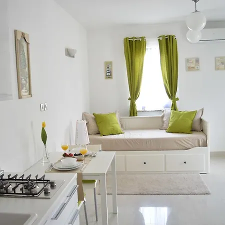Apartments Villa Alba Porec Exterior photo