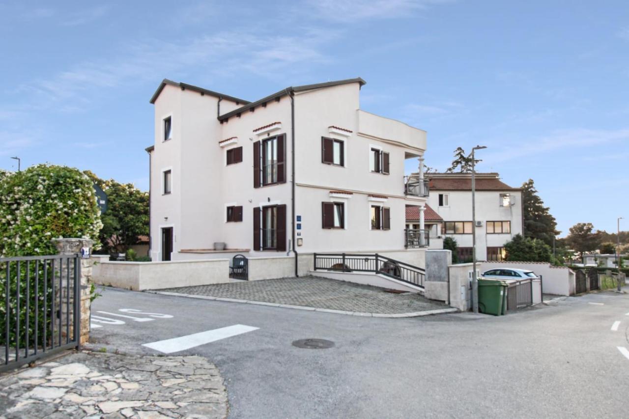 Apartment Alba *