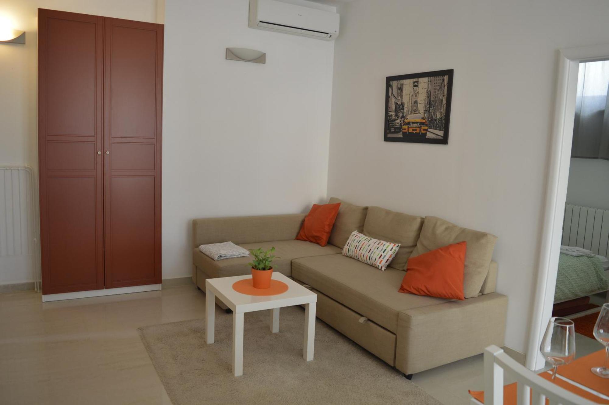Alba Apartment *